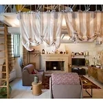 Bed & Breakfast Hanqorias 4*