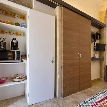 Le Dimore Di Hanqorias Bed & Breakfast Muro Leccese