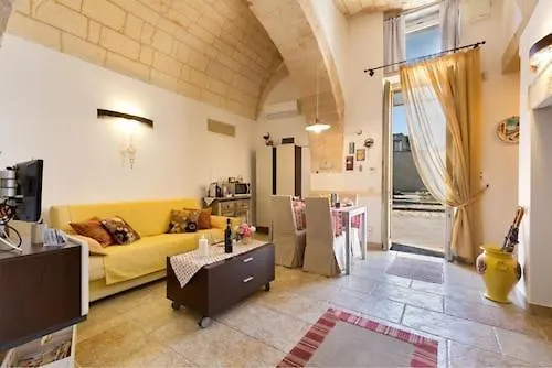 Bed and Breakfast Le Dimore Di Hanqorias 4*