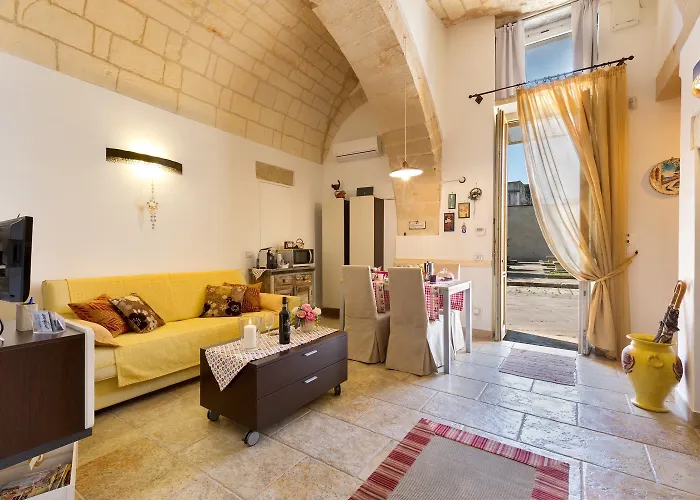 Le Dimore Di Hanqorias Bed and Breakfast