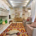Le Dimore Di Hanqorias Oda ve Kahvaltı Muro Leccese