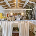 Le Dimore Di Hanqorias Bed & Breakfast 4*