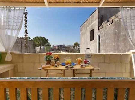 Le Dimore Di Hanqorias Bed & Breakfast 4*